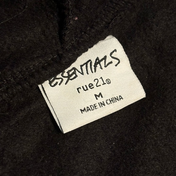 Black long sleeve zip up hoodie - Picture 6 of 8